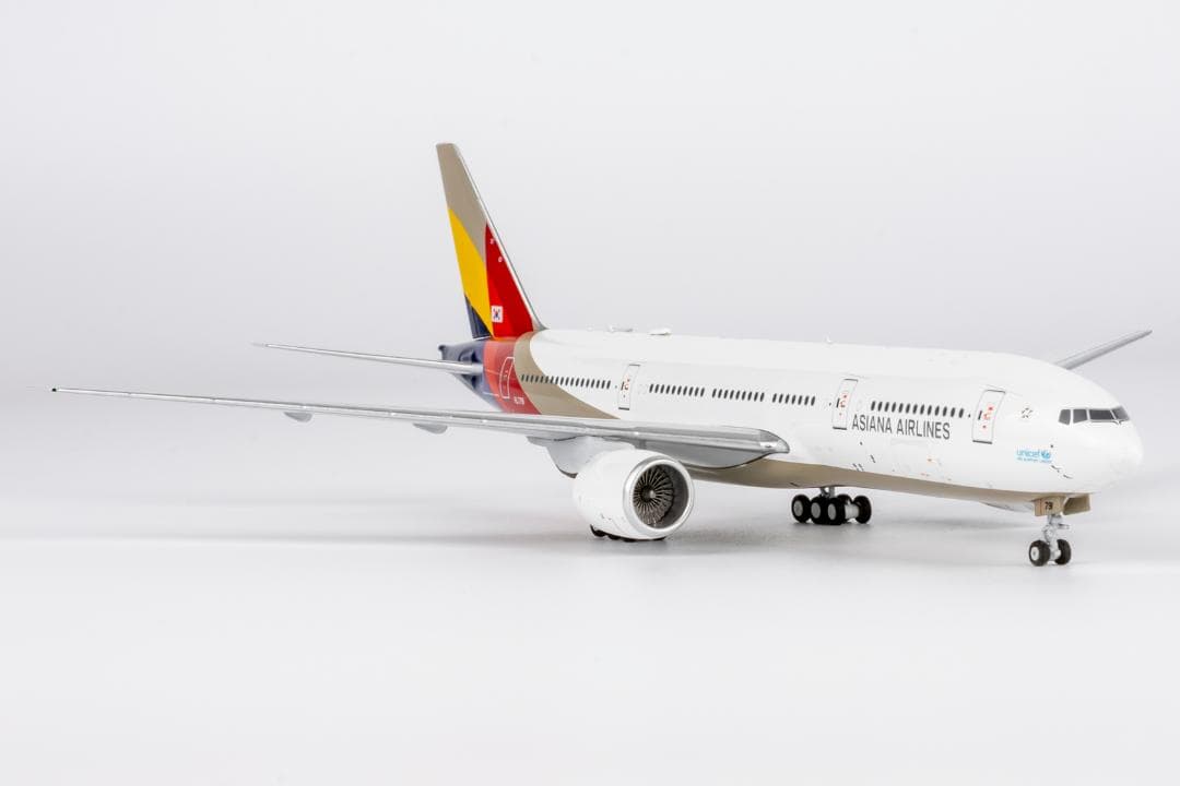 アシアナ航空 777-200ER HL7791 1/400