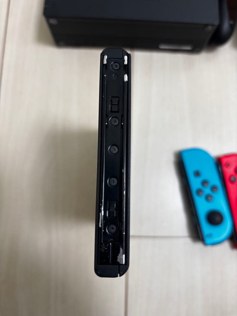 Nintendo Switch 赤/青 本体 + 付属品　箱無し