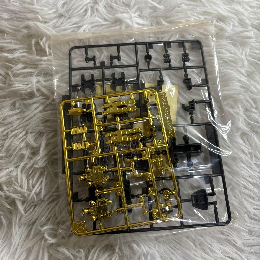 【未組立】機動武闘伝　Gガンダム　HG シャイニングガンダム