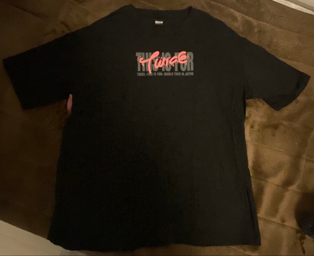 TWICE/THIS IS FOR/モモ　Tシャツ