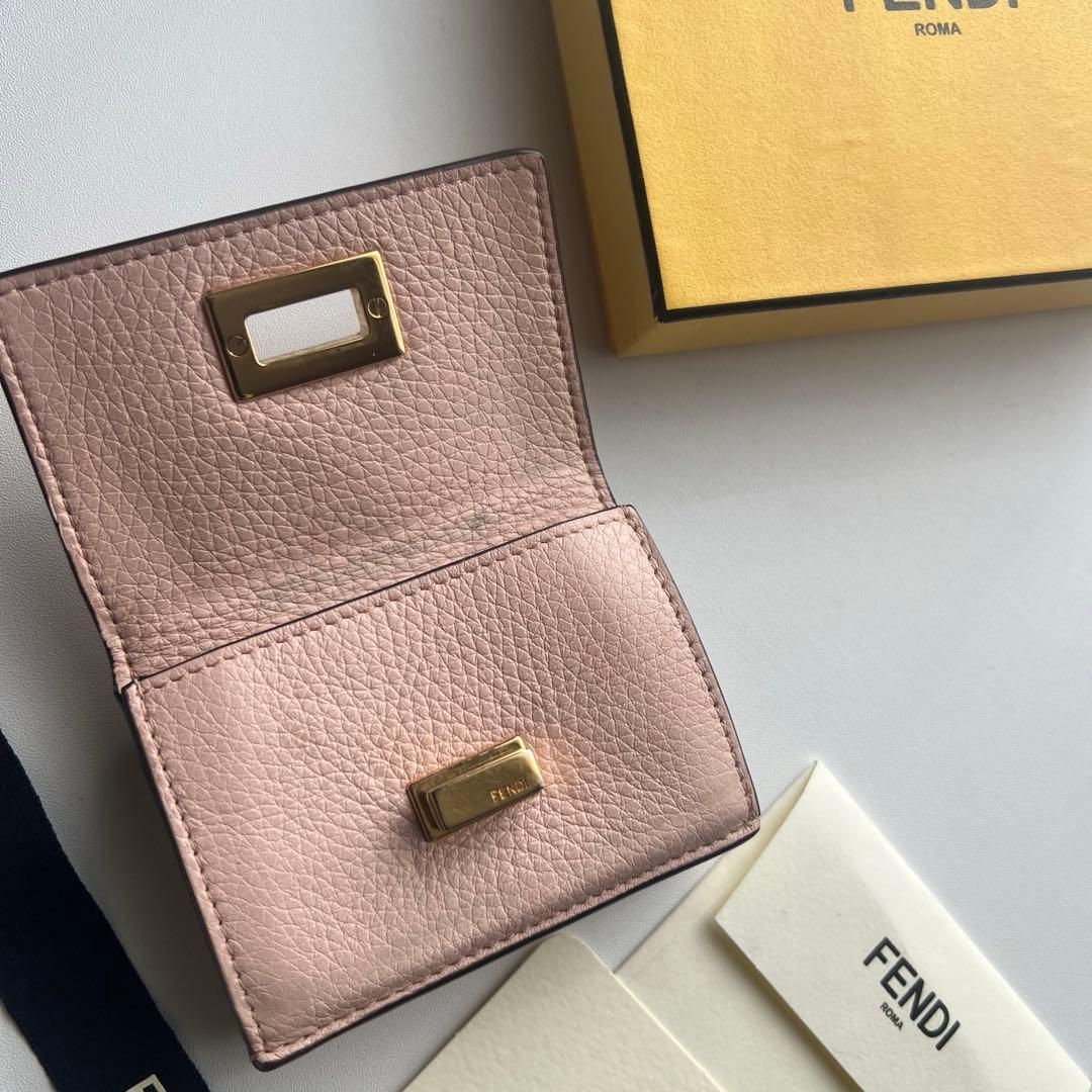 429 極上美品 FENDI フェンディ ピーカブー 3つ折り財布