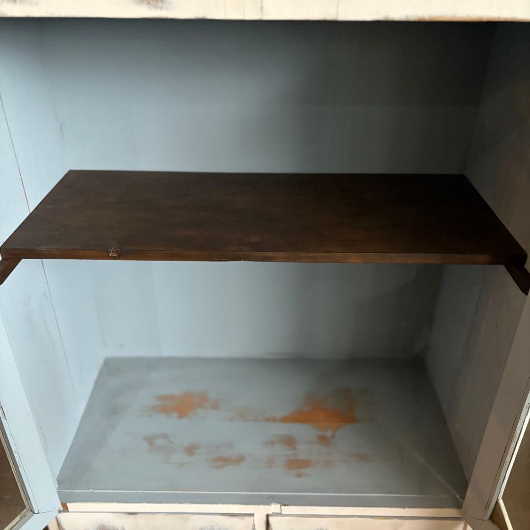 シャビーシック　ヴィンテージ　キャビネット