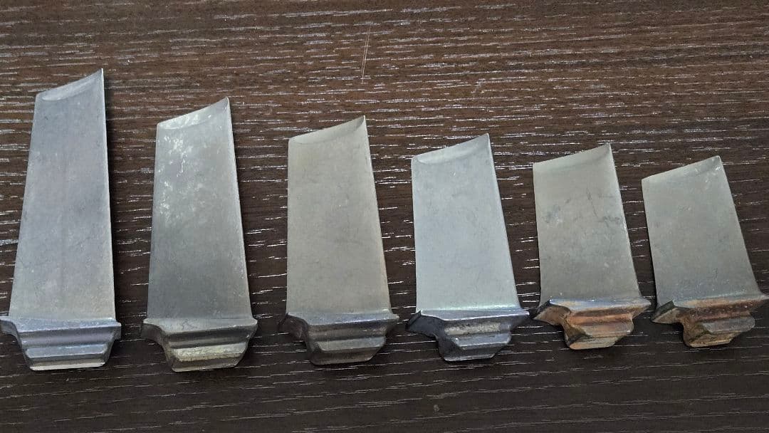 米軍放出品 B52戦略爆撃機タービンブレード セット