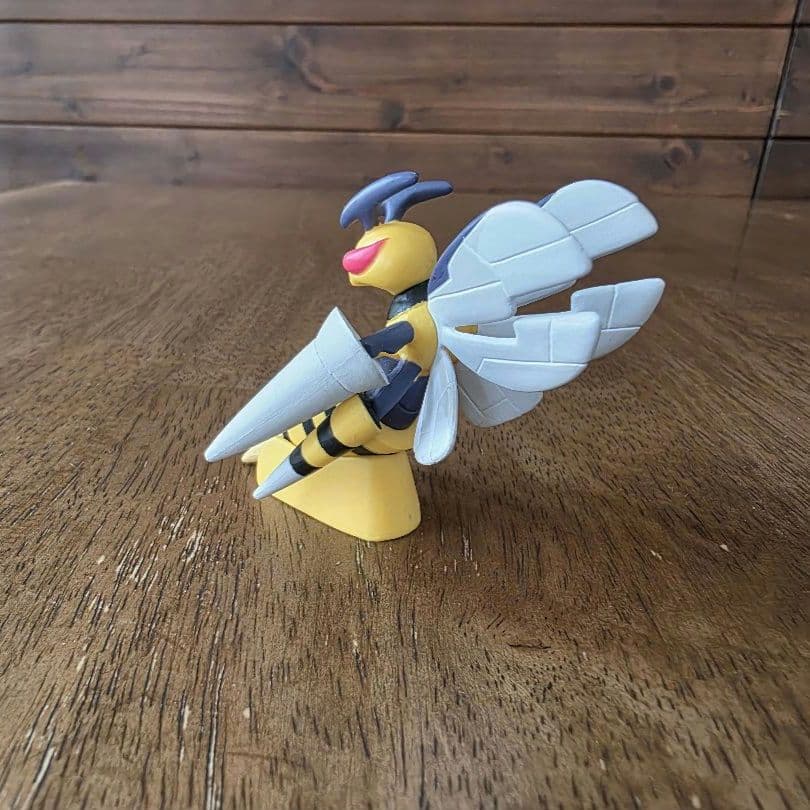 モンコレ　メガスピアー　台座あり