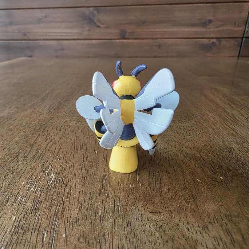 モンコレ　メガスピアー　台座あり