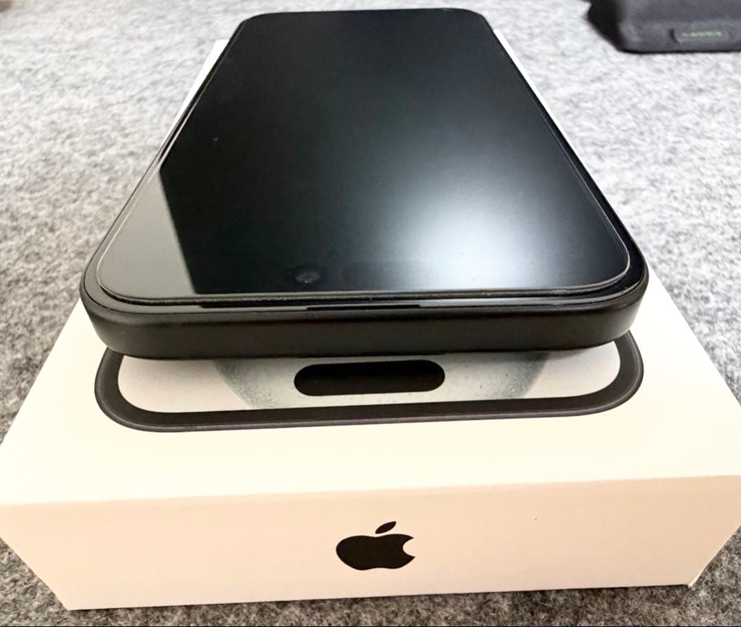 【極美品】iPhone 15Plus 128GB ブラック｜SIMフリー