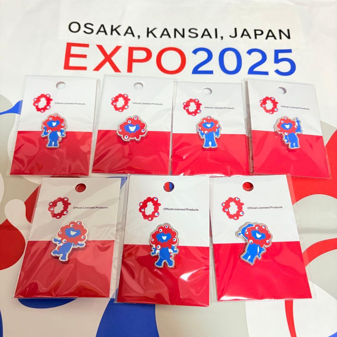 【新品未開封】ミャクミャク　ピンバッジ　セット　01〜06 フェイス