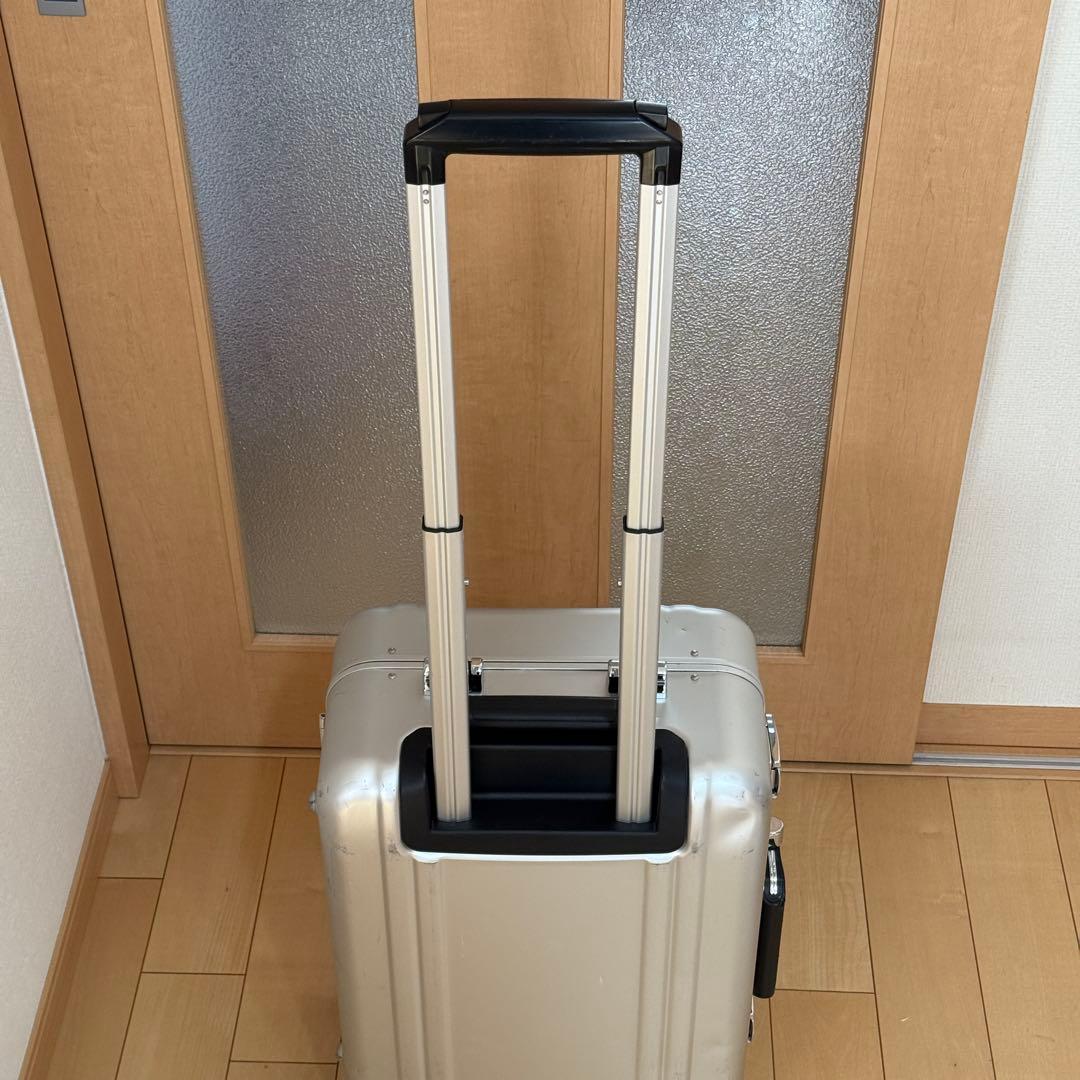 ゼロハリバートン　アルミ　キャリーケース　2輪　機内持ち込み　31L