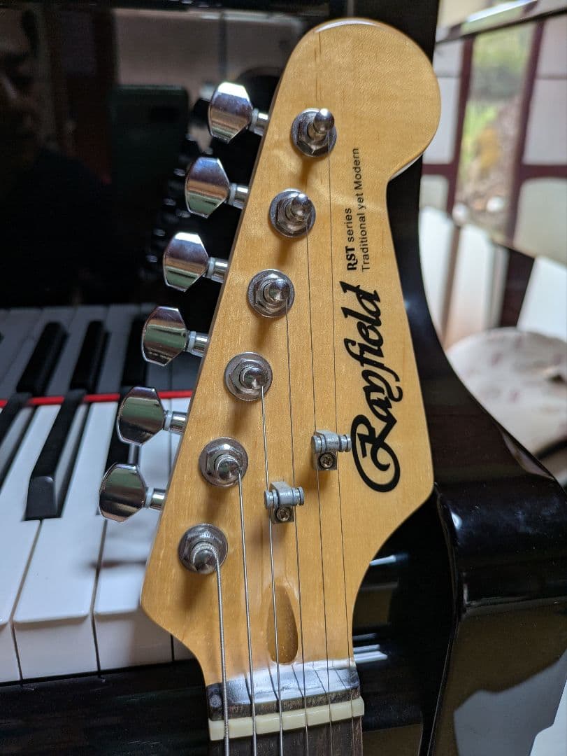 レイフィールド　Rayfield エレキギター パープル