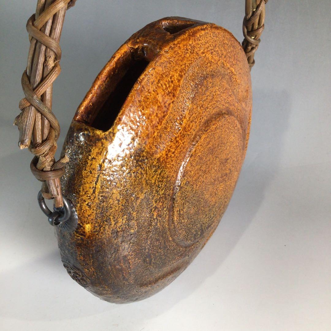 Ｐ２９６　花生　『大樋焼』『長阿弥窯　大樋研仁造』『銅鑼形花入』　共箱　花器