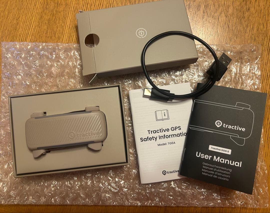 その他 Tractive GPS & Health Tracker for Dogs