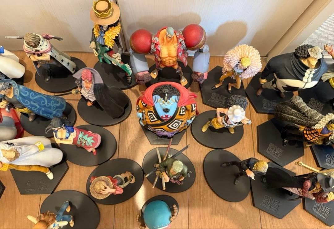 超レア　ワンピース 麦わら一味　王下七武海海軍大将フィギュアセット　コンプリート