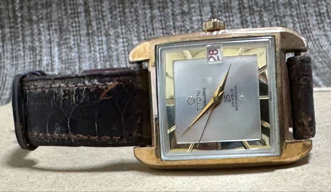 TITONI Airmaster 25石 自動巻き デイト スクエア 腕時計