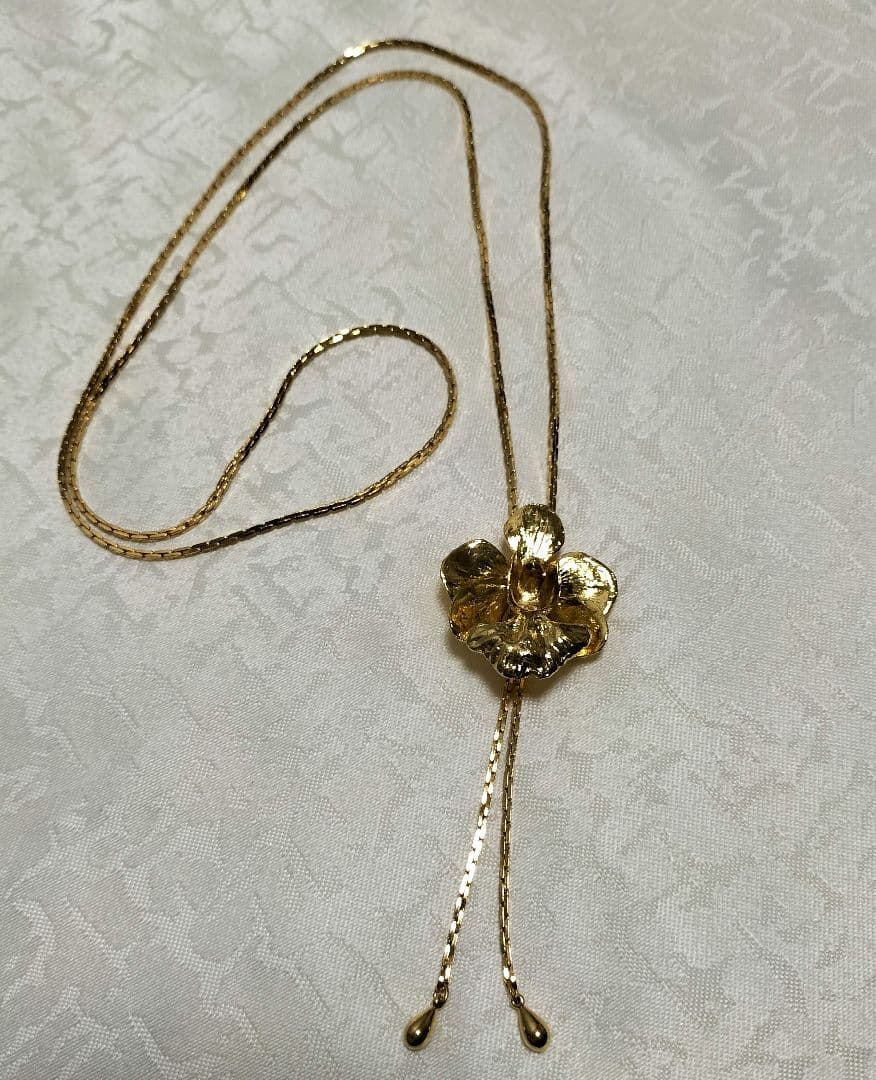 RISIS　22K　蘭ネックレス　ジュエリー　ループタイ　＊新品・未使用品＊