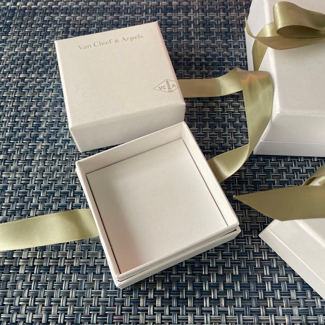 Van Cleef & Arpels アクセサリー保存袋　4個 空箱5個　9点