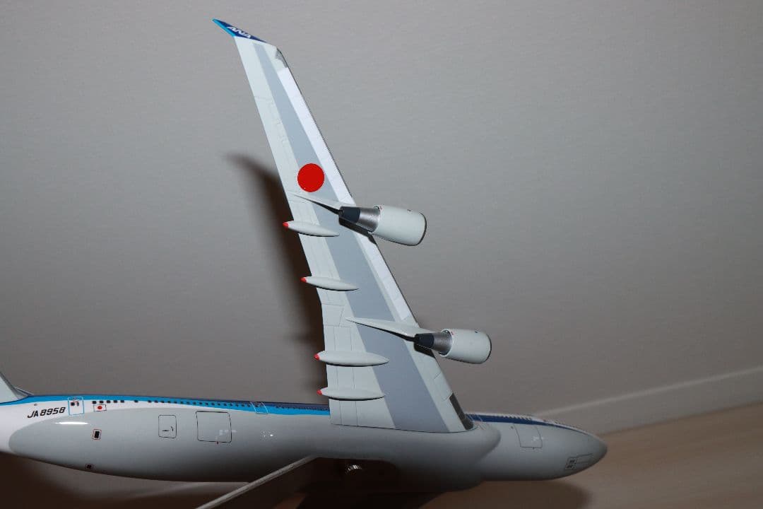 ANA ボーイング747-400 NH20064 1:200 ギヤ無し