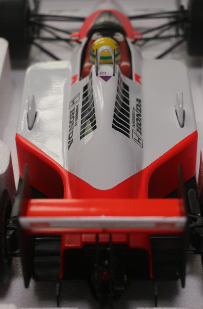 超貴重ビックスケール１／12　マクラーレン・ホンダMP4／4 セナ・コレクション