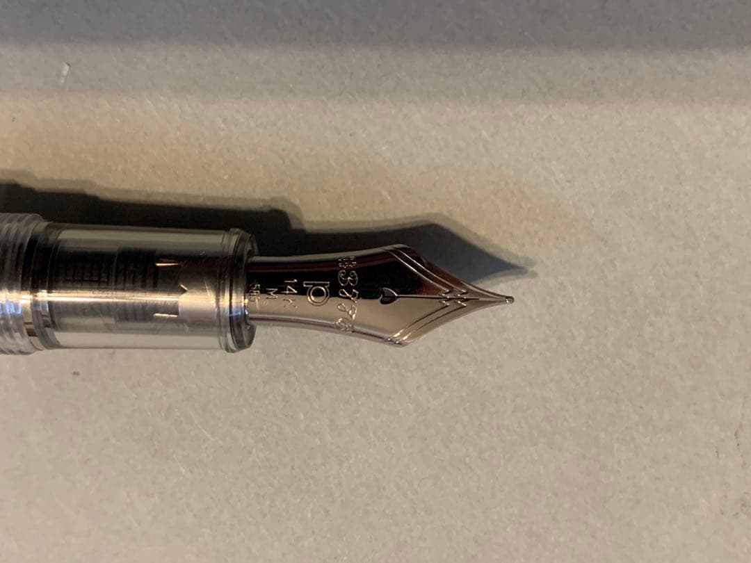 プラチナ３７７６　クリア 万年筆 金メッキペン先