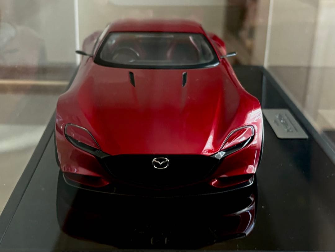 MAZDA RX-VISION 1/18スケール モデルカー