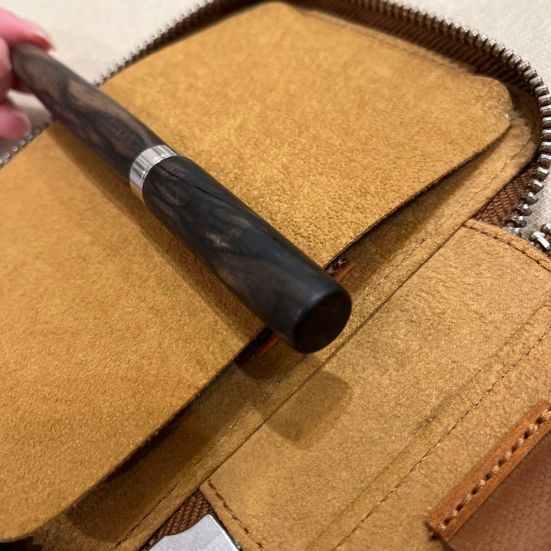 黒柿孔雀杢　極上　万年筆