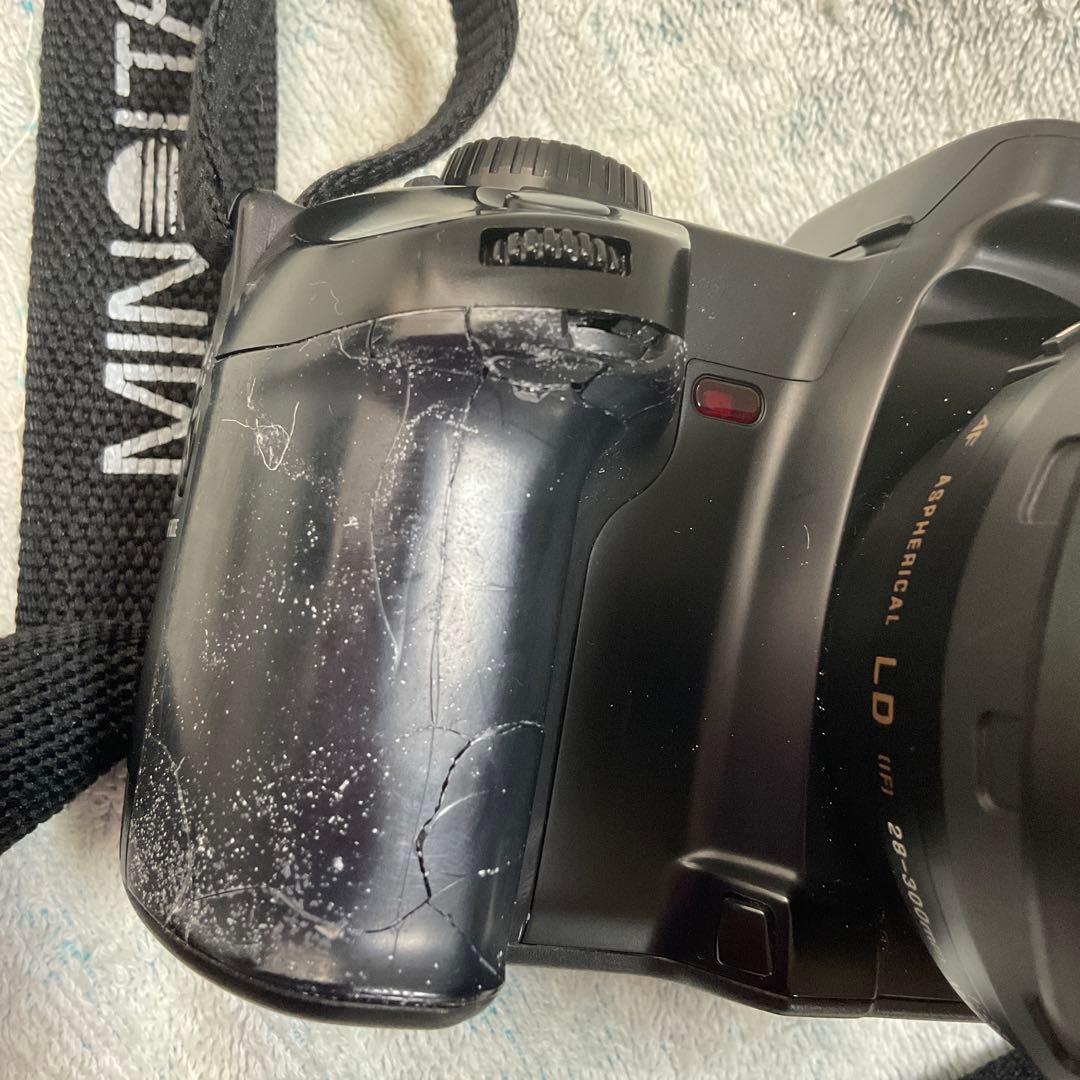 MINOLTA α507si フィルムカメラ + AF 28-300mm レンズ