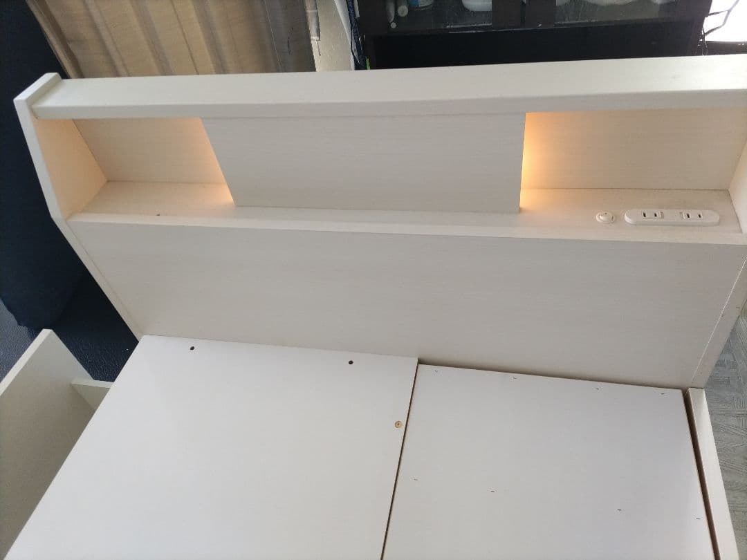 札幌市近郊の方限定！送料無料！ニトリ 収納付きシングルベッド コンセント付き