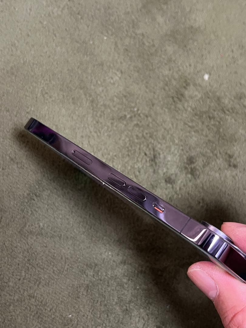 iPhone 14 Pro 256GB画面ひび割れ