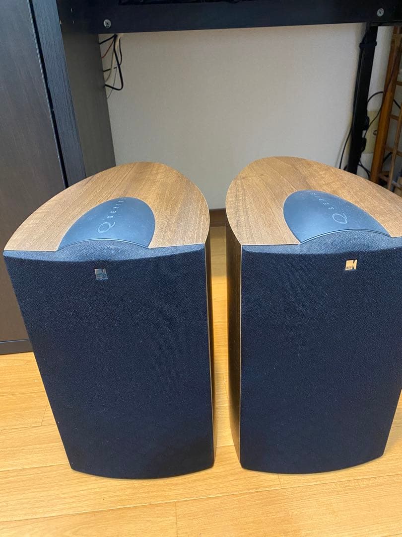 KEF iQ30 Q Seriesスピーカー　＊スピーカースタンド追加可能