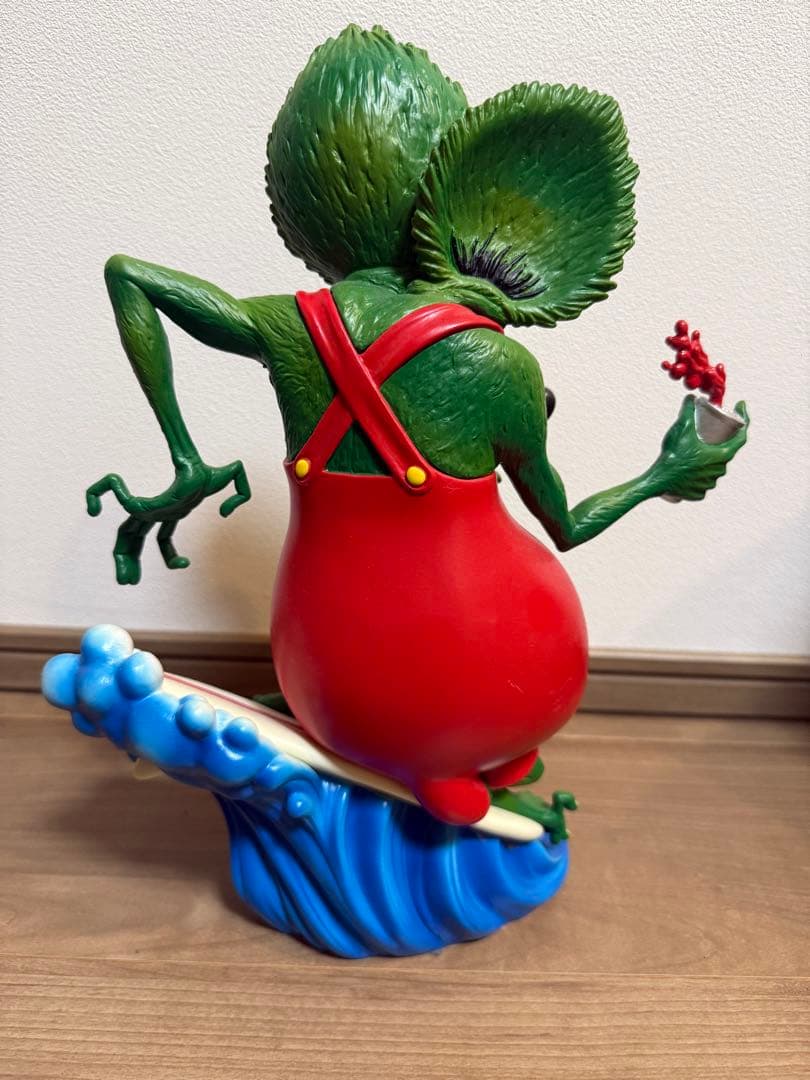 RFフィギュア サーフボード付き