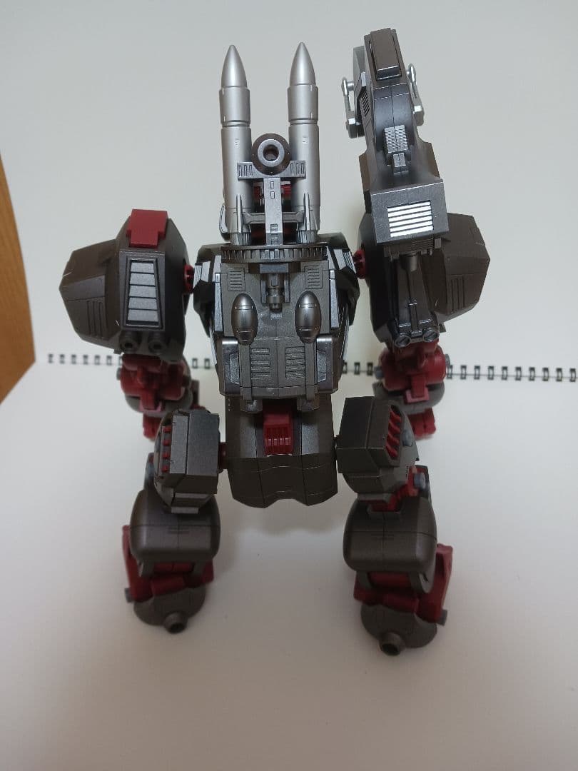 送料込み　タカラトミー　リアライズモデル　アイアンコング　塗装完成品