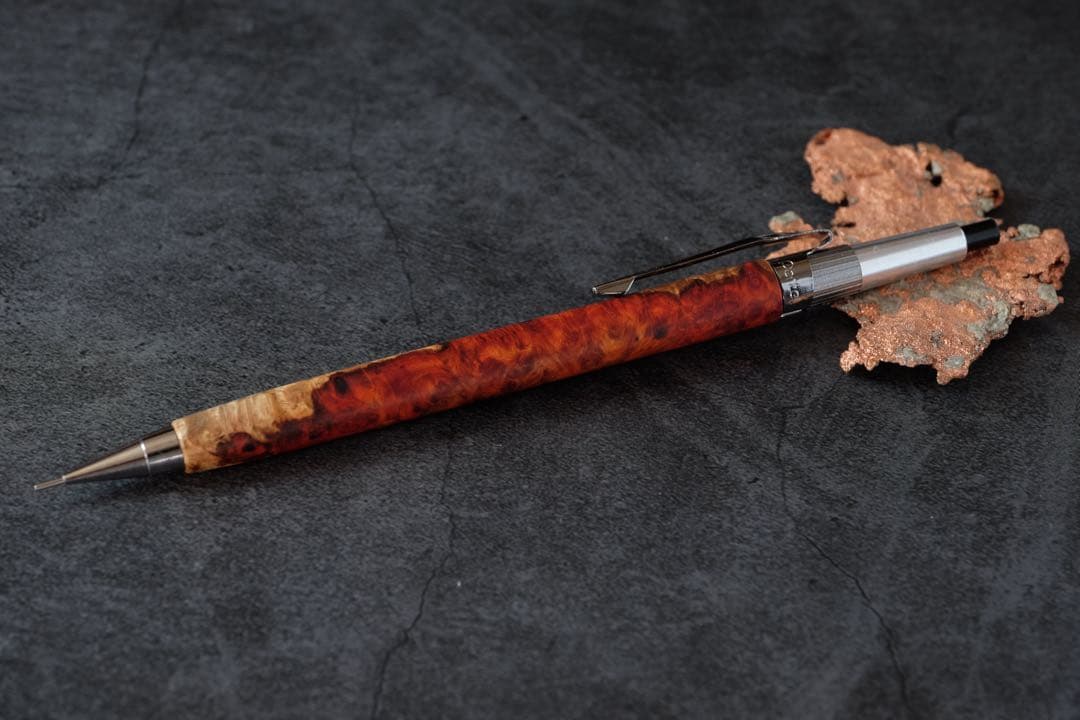 PG5木軸カスタム0166　高村杢工房 製図用シャープペンシル　花梨瘤極上の紅白