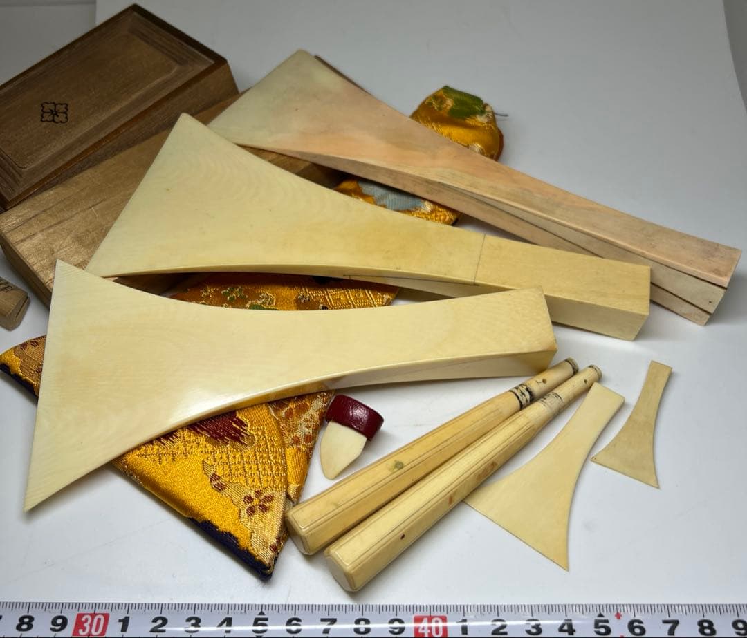 極上糸巻、バチ色々　415g 東Y7-1205①