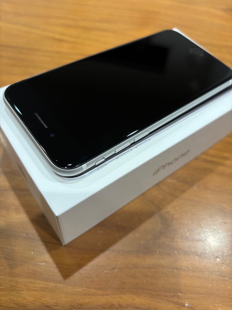 iPhone SE (第2世代) (white) 64GB SIMフリー