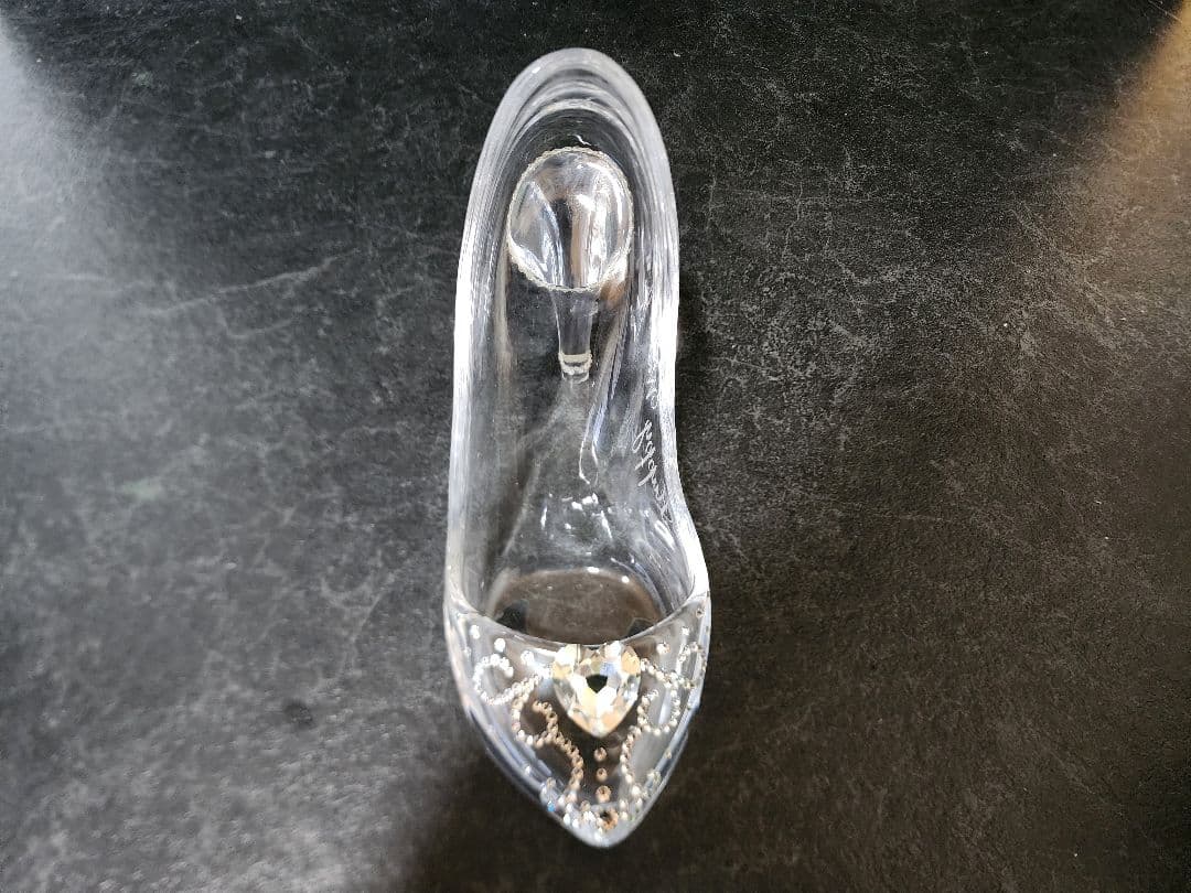 エマ emma 履けるガラスの靴