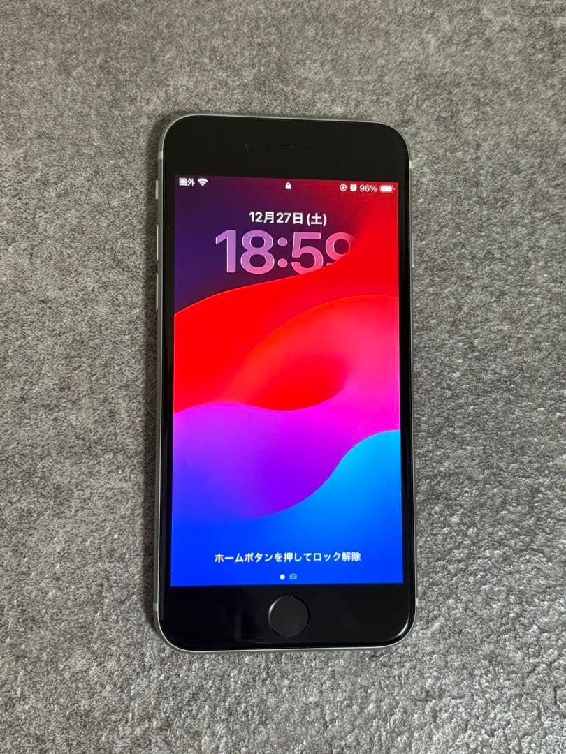 iPhone SE 第2世代 64GB SIMフリー 美品