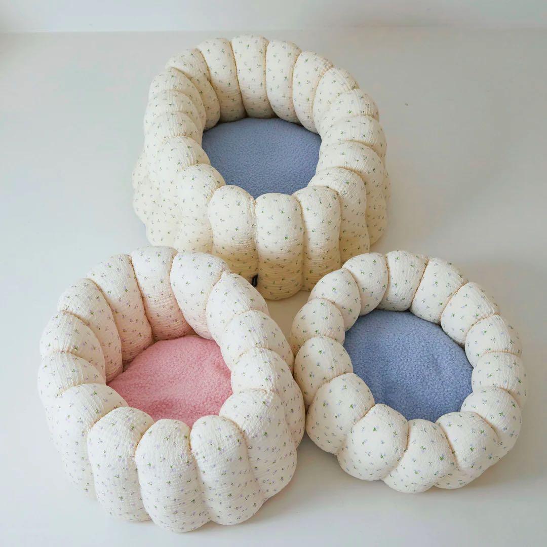 〚新品〛【AZALLEA】 カヌレ クッション バイオレット ピンク ベッド