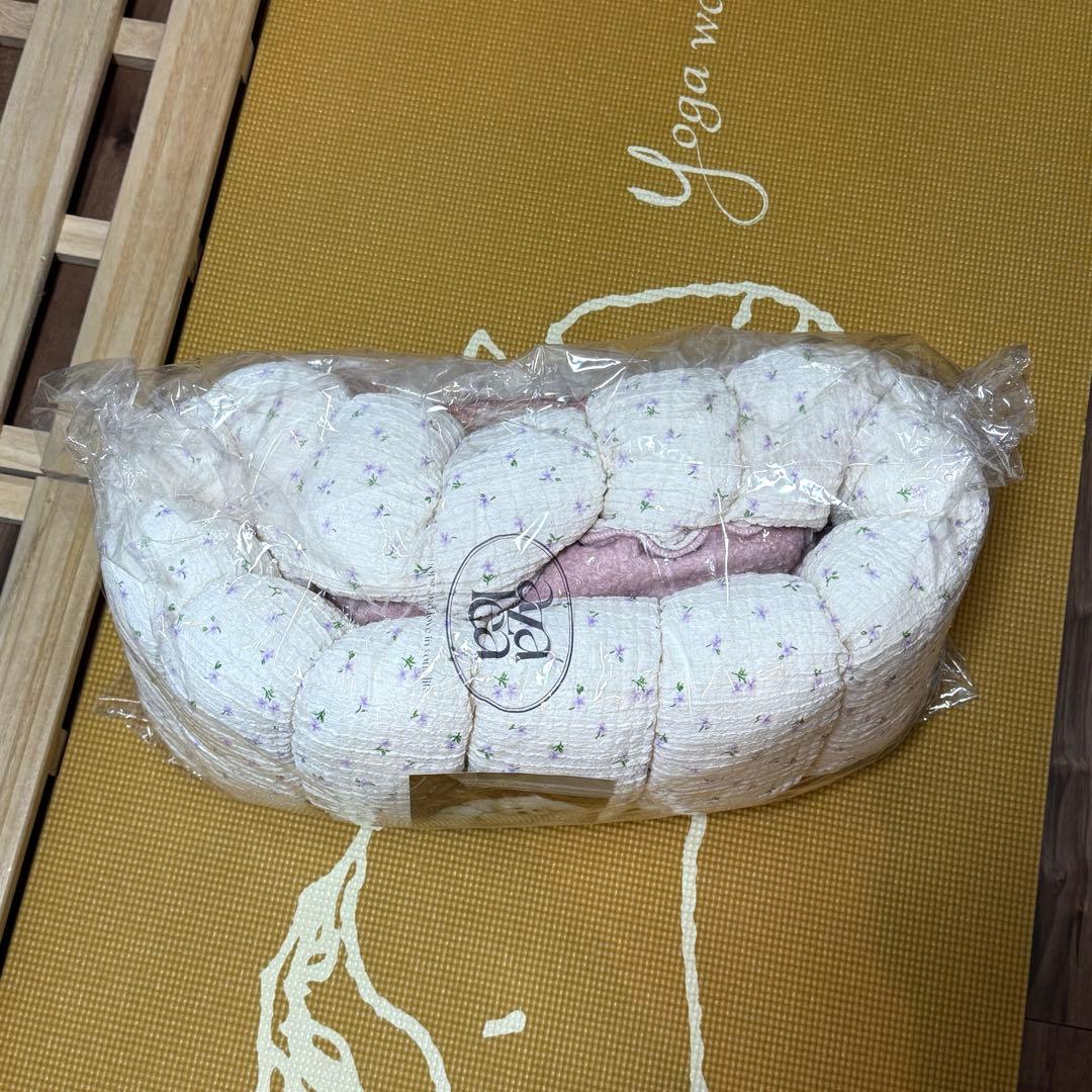 〚新品〛【AZALLEA】 カヌレ クッション バイオレット ピンク ベッド