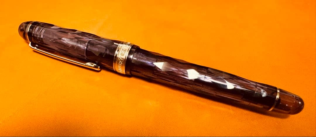 さぼてんくん　紫雲　富士旬景　#3776センチュリー　M字（中字）