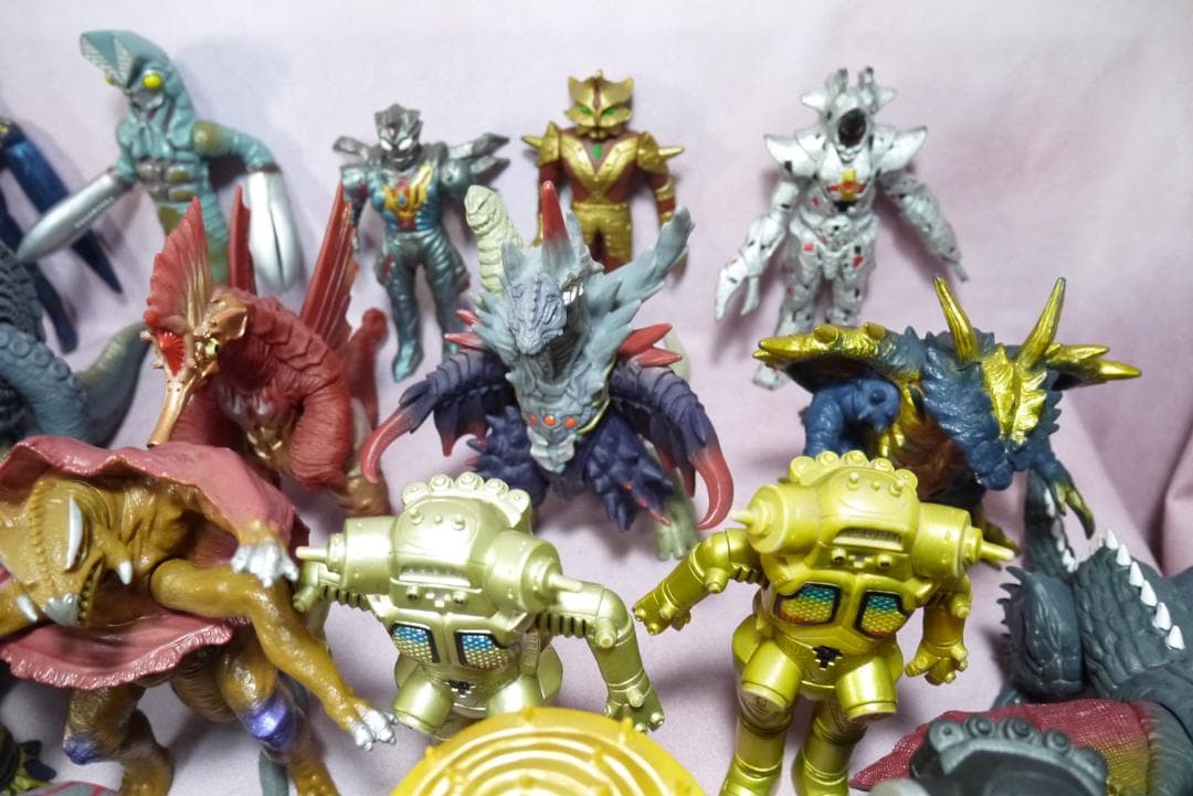 ウルトラ怪獣シリーズ　DXシリーズなど　怪獣ソフビ　65体セット
