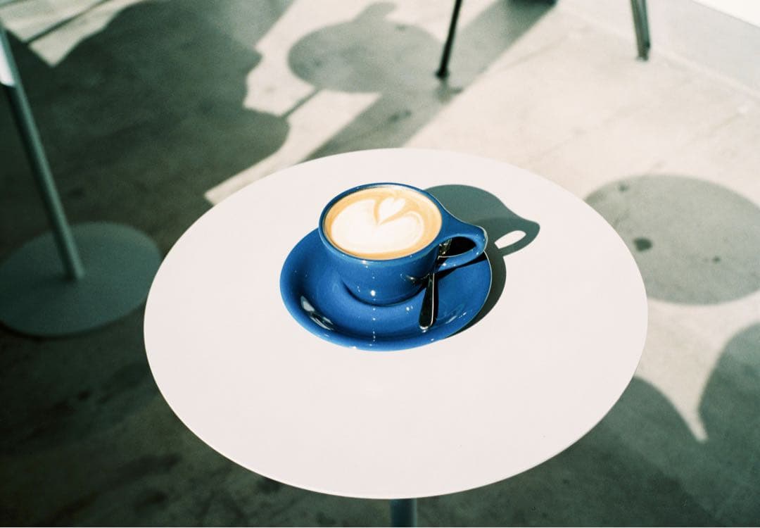 CONTAX T2 コンパクトフィルムカメラ シルバー　作例あり