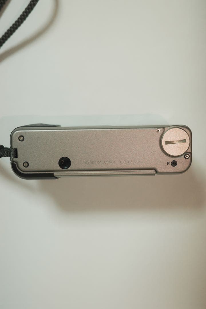 CONTAX T2 コンパクトフィルムカメラ シルバー　作例あり