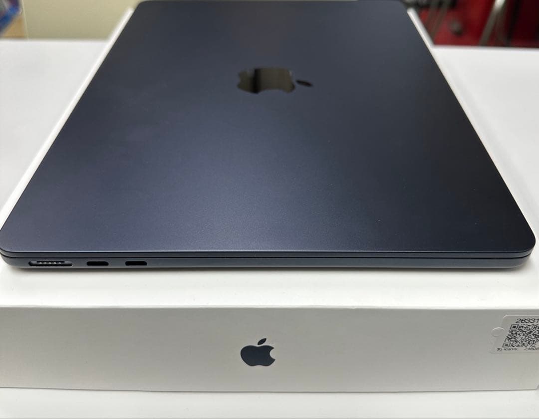 MacBook Air M2. 2022年モデル 本体 スペースグレー