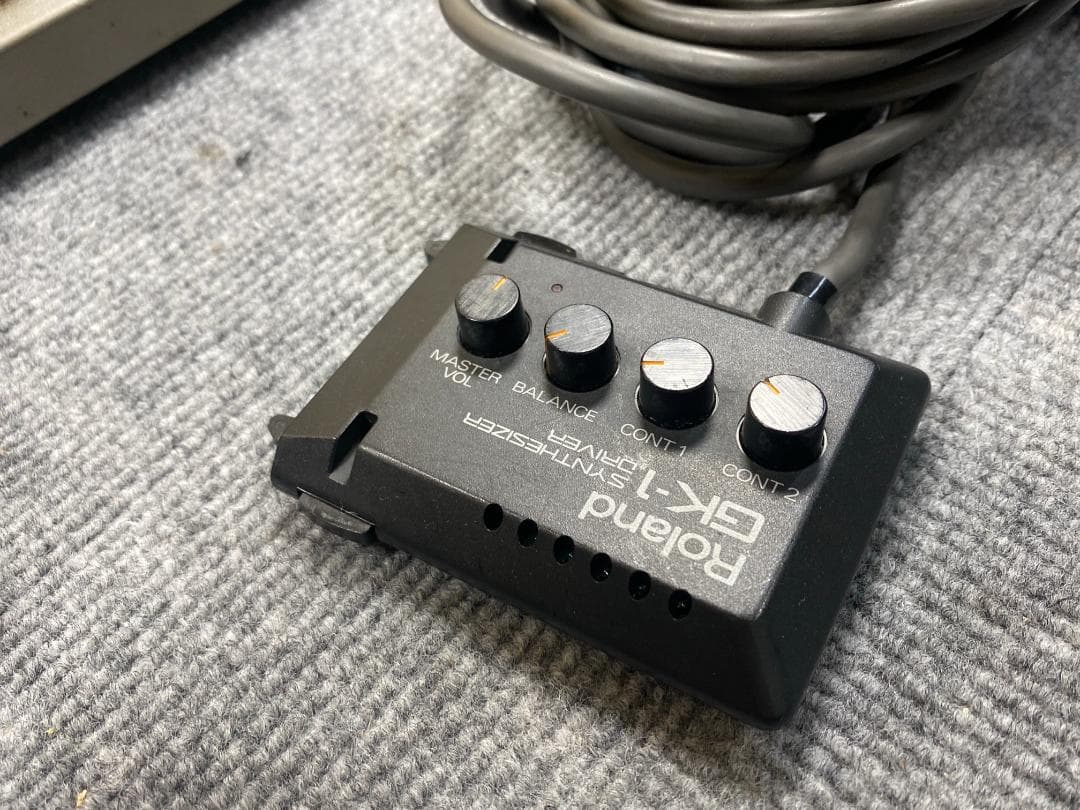 817 ROLAND GR-700 GK-1 ギターシンセサイザー