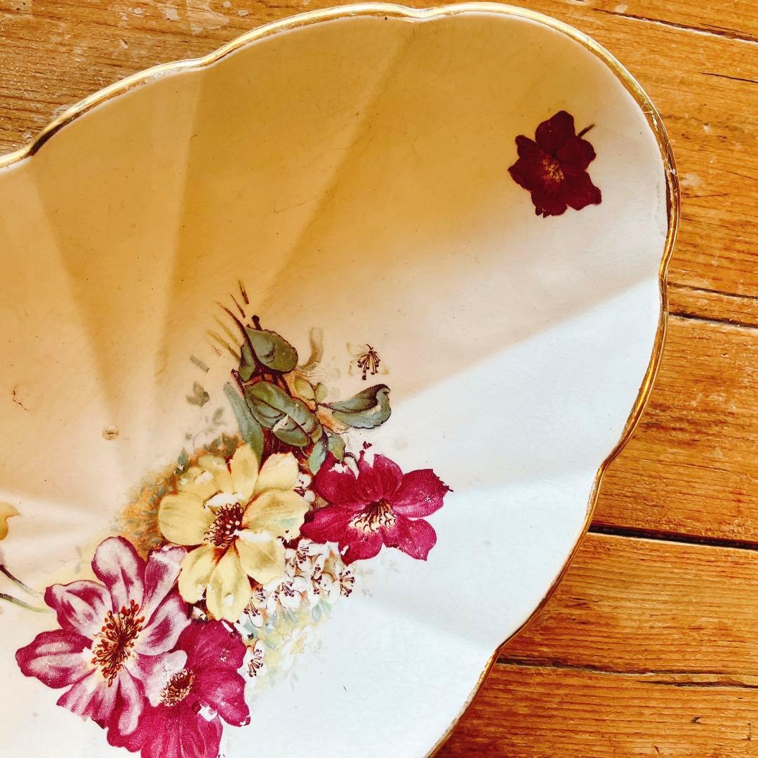 可愛い花柄ラヴィエ　フランスブロカント