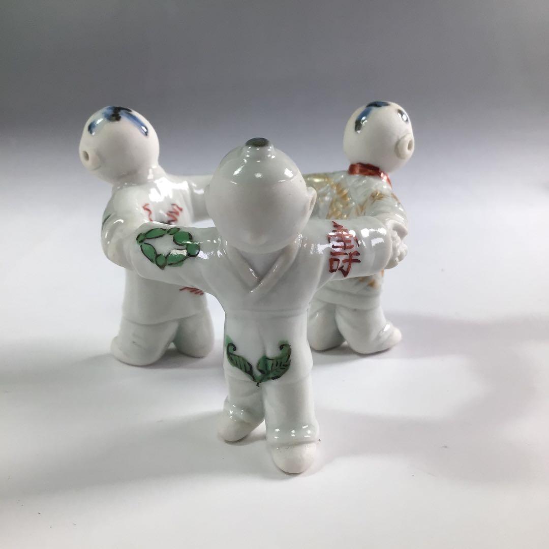 Ｒ１０１　蓋置　『林邦佳作』『不傳庵宗実　箱書』『三ツ人形蓋置』　共箱　茶道具