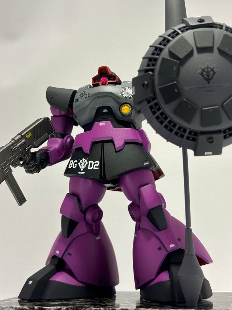 HG ドム(親衛隊仕様)塗装完成品