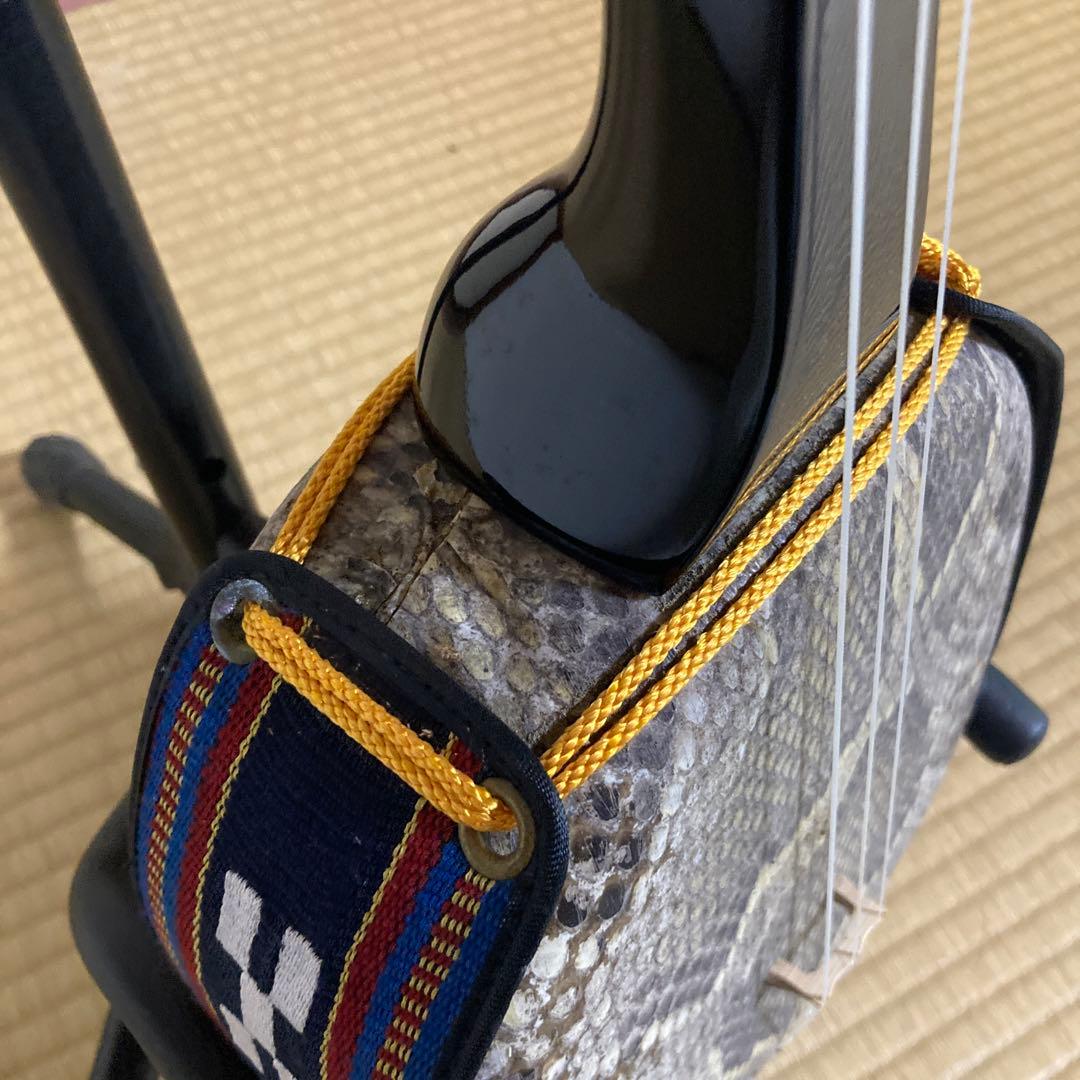 三線 本体 皮 ケース付(希望の方はスタンド