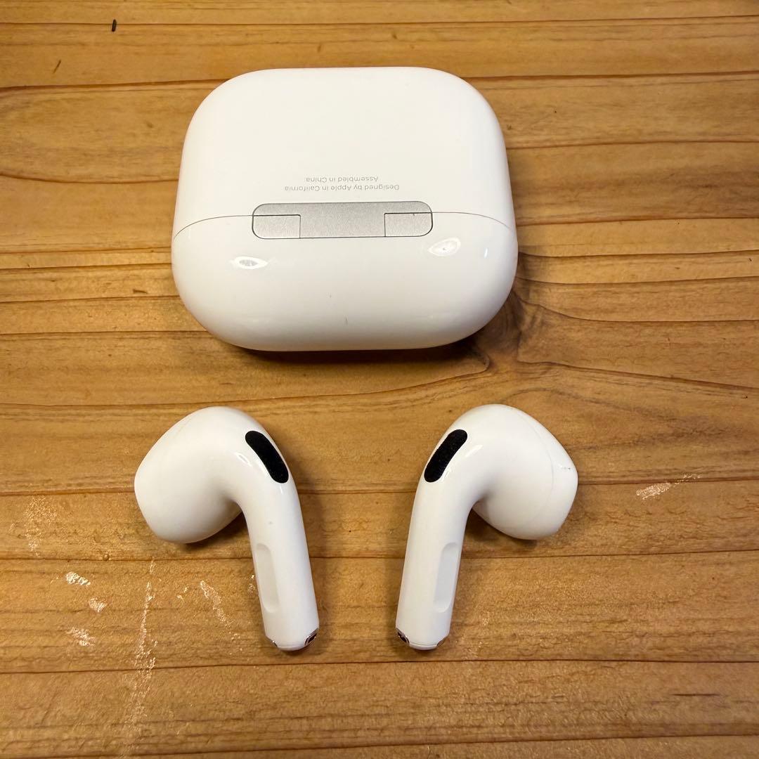 AirPods4 （ノイキャンなし）