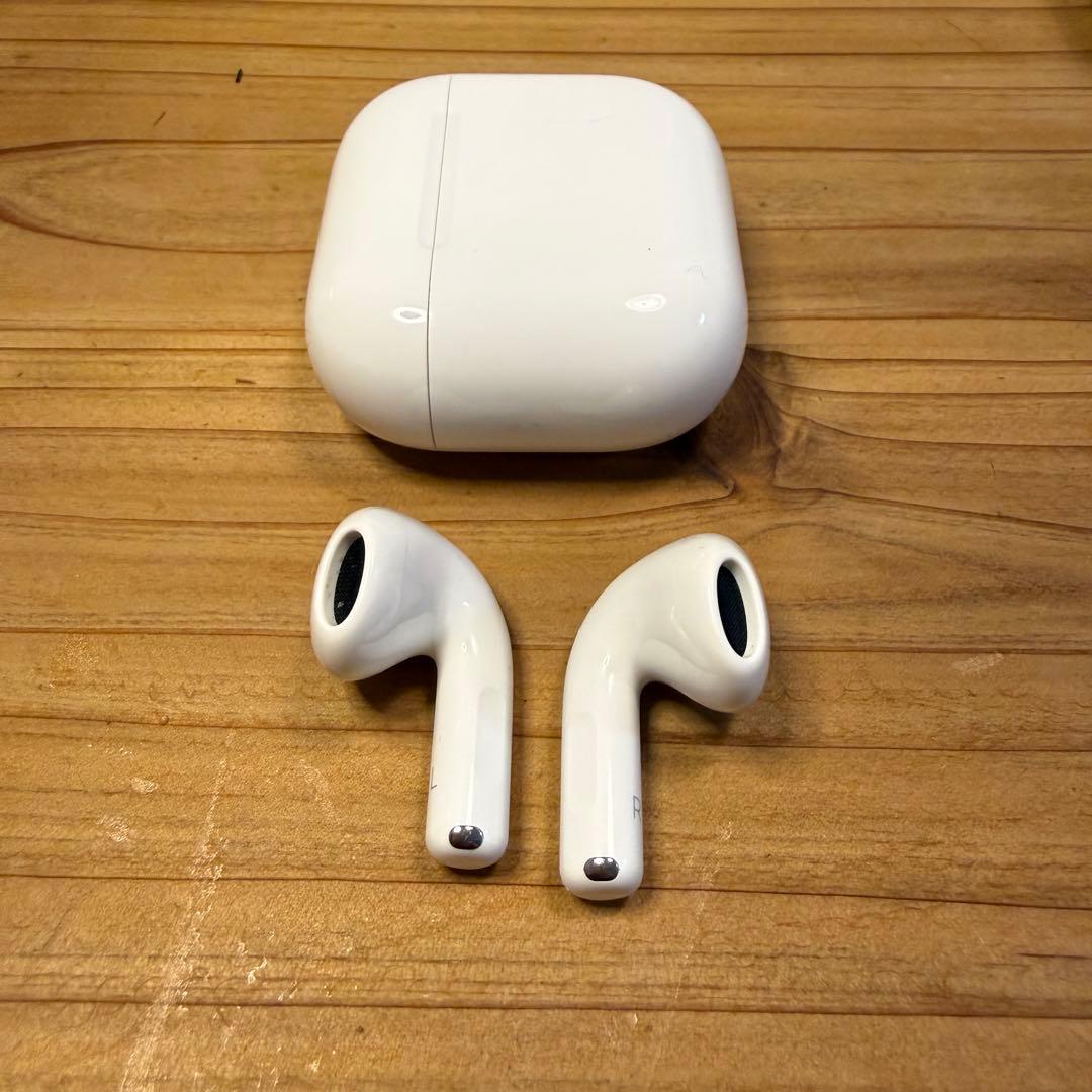 AirPods4 （ノイキャンなし）