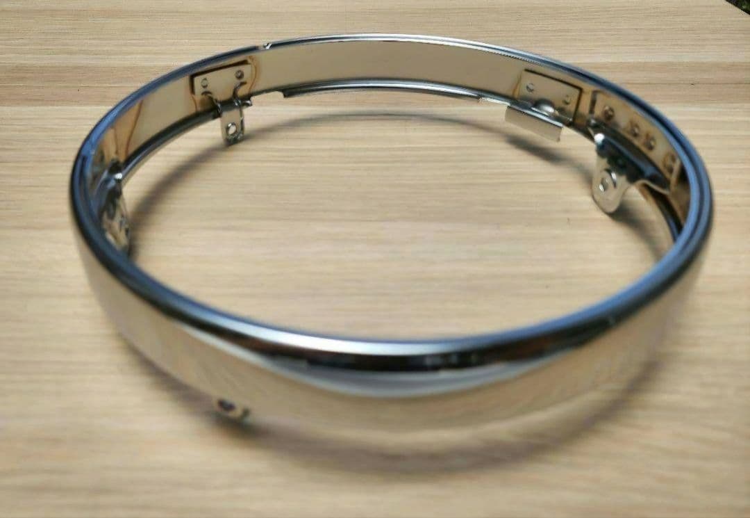 ヘッドライトケース リム　ゼファー/χ/750 ZRX400II バリオス